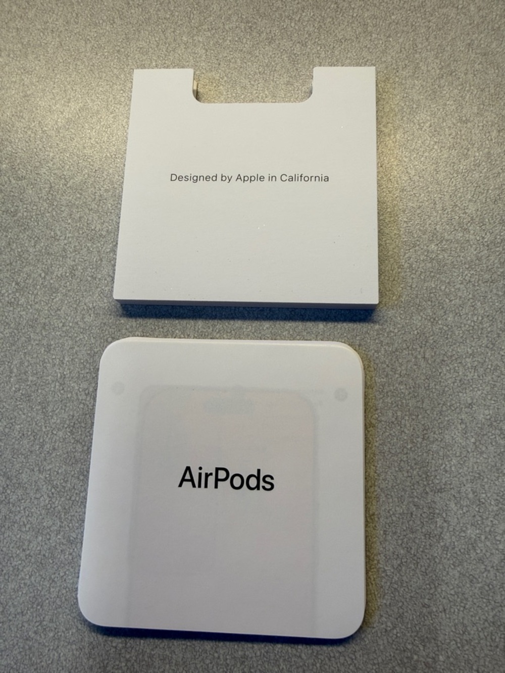 Apple AirPods 4 Wireless Earbuds - Picture 7 of 9